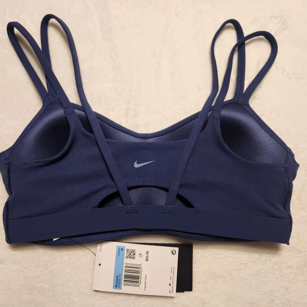 ✨️✨️NWT✨️✨️ Nike Zenvy Strappy Womens Light-Support Padded Sports Bra